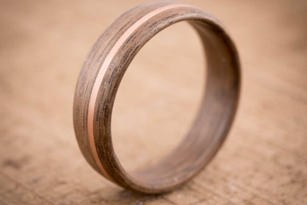 JEBS_0012_WoodRing Vexer_CU_01 WoodRing-Vexer